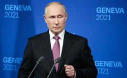 Пресс-конференция Владимира Путина прошла отдельно от выступления Джо Байдена