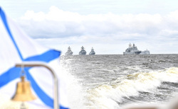 Парад ВМФ в Петербурге стал самым масштабным