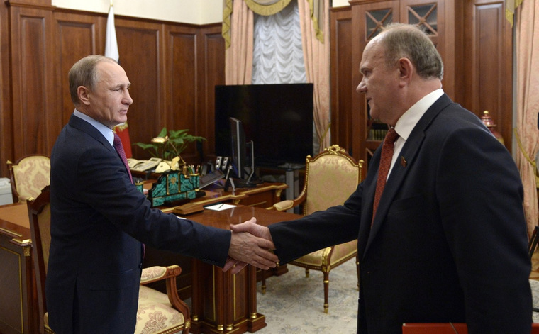 Владимир Путин лично демонстрирует успехи власти в регионе, которых не было у партии Геннадия Зюганова