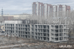 Недостроенные дома на Пехотинцев. Екатеринбург
