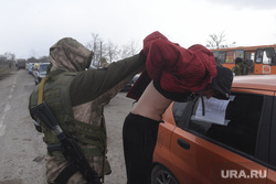 Эвакуация людей из осажденного Мариуполя. Украина