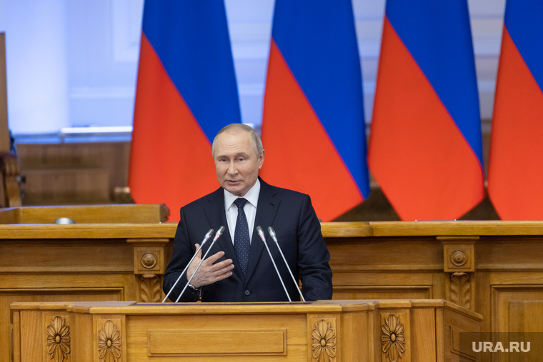 Путин дал шанс молодым иностранцам получить должность в России