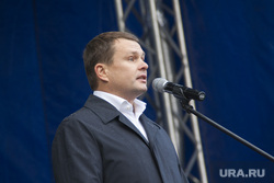 Дмитрий Жаромских включил в наградной список фигурантов сандалов и уголовных дел