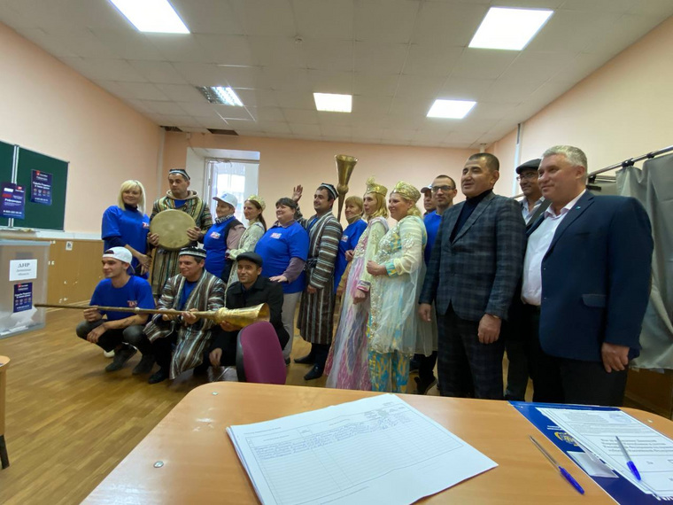 Диаспора Узбекистана организовала обед для членов комиссии