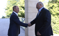 Президенты России и Белоруссии вновь встретились в Сочи, и на этот раз — без галстуков