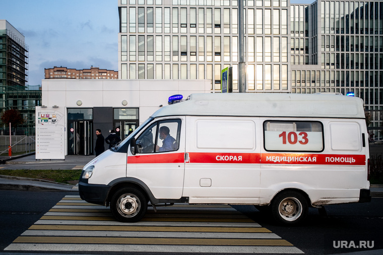 Приемный покой в 40 ГКБ в Коммунарке. Москва, больница, 40 гкб коммунарка, SARS-CoV-2, скорая помошь