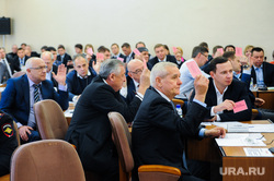 Заседание гордумы по отставке Евгения Тефтелева и назначению врио главы Владимира Елистратова. Челябинск