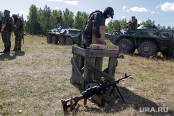 Тренировка добровольцев перед отправкой в Украину. Свердловская область