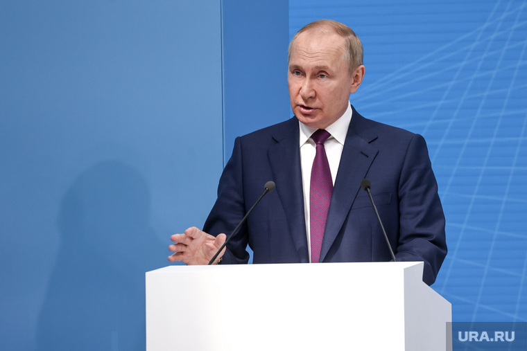 Vladimir Putin at the plenary session of the ASI forum.  Moscow, portrait, putin vladimir