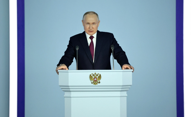 Президент РФ Владимир Путин в своем послании ответил на главные вопросы россиян