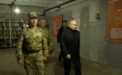 Президент РФ Владимир Путин лично проинспектировал готовность российских войск в Херсонской области и в ЛНР