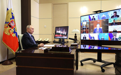 Президент РФ Владимир Путин в ходе совещания с членами кабмина потребовал устранить ряд проблем в новых регионах