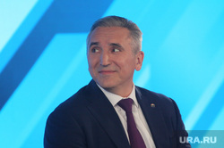 Александр Моор на пресс-конференции в честь образования Тюменской области. Тюмень , моор александр