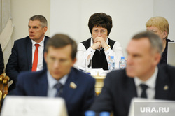 Светлана Иванова не горит желанием общаться с сотрудниками администрации