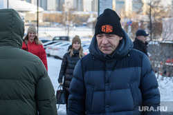 Возложение цветов к памятнику Ельцину. Екатеринбург