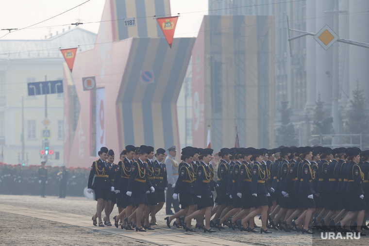 Парад Победы. Точка у сквера. Екатеринбург