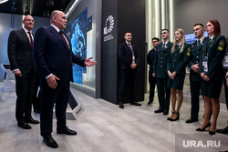 Михаил Мишустин посетил Координационный центр на ВДНХ. Москва