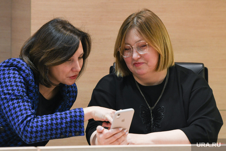 Презентация проекта здания Института экономики и управления УрФУ. Екатеринбург