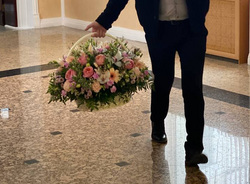 Та самая корзина с цветами