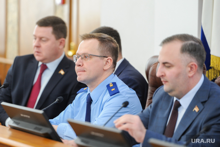 Заседание законодательного собрания. Челябинск, гербер олег, донгаузер игорь