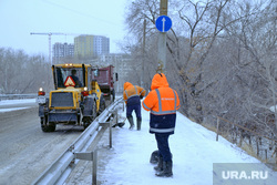 Уборка снега в Тюмени.