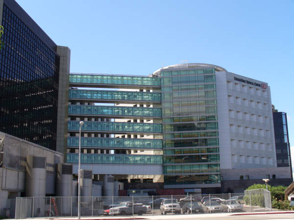 Элитная клиника Cedars-Sinai в Лос-Анджелесе