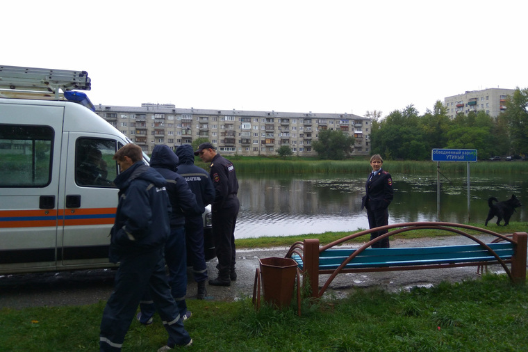 Помощь людям тюмень. Спасатель Водный Тюмень.