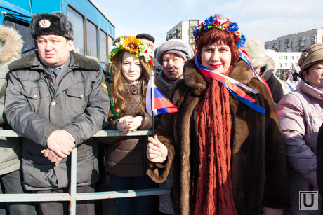 Магнитогорск. На площади Народных гуляний Совет ветеранов Магнитогорска провел митинг в поддержку русскоязычного населения Украины., митинг, Магнитогорск, украина, крым