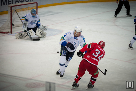 Хоккейный матч Автомобилист - Барыс. Четвертое поражение от казахов в плей-офф КХЛ.