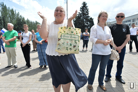 Митинг за мир в Донецке. Украина