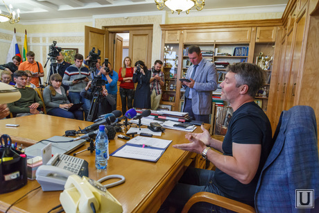 Пресс-конференция Евгения Ройзмана по поводу убийства. Екатеринбург, ройзман евгений, пресс-конференция