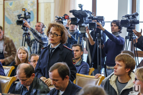 Пресс-конференция Евгения Ройзмана по поводу убийства. Екатеринбург, журналисты, пресс-конференция, пелевина нина