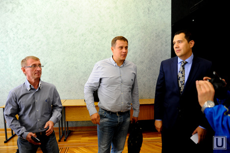 Областной избирком челябинской области. Вручение удостоверений кандидатам в губернаторы. Челябинск., пашин виталий, брижанин владимир, нациевский констатнтин