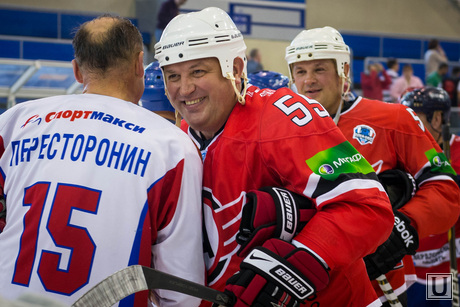 Хоккей в 