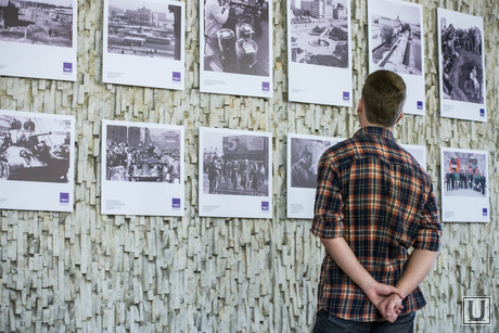 Фотовыставка ИТАР-ТАСС во Дворце молодежи. Екатеринбург, фотовыставка