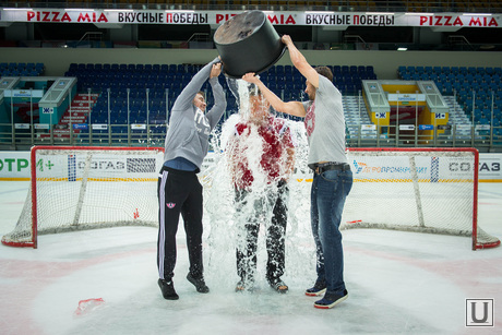 Алексей Бобров принял участие в Ice Bucket Challenge. Екатеринбург