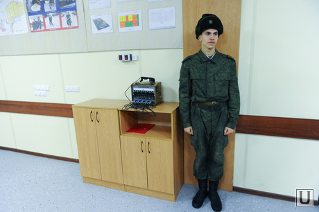 Автомобильное училище. Челябинск., солдат, армия, дневальный