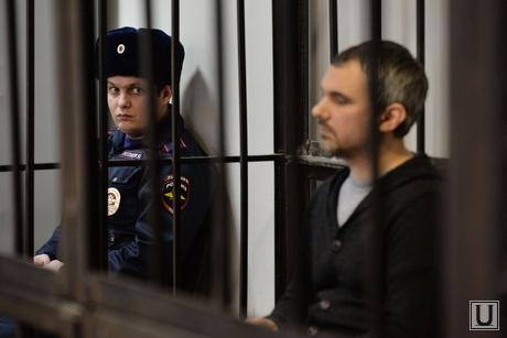 Суд по делу Лошагина. Екатеринбург, суд, пристав