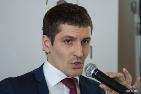 Круглый стол по символике ЧМ 2018 по футболу. Екатеринбург, гылка валерий