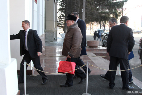Поздравляющие Кокорина. Курган