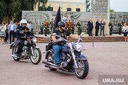 Байкеры привезли из автопробега  землю с мест боевой славы Великой Отечественной. Тюмень, байкер, мотоциклы, мемориал победы