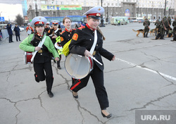 Репетиция парада. Челябинск., барабанщица