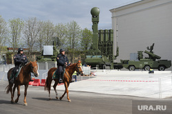 Военная техника на ВДНХ. Москва, конная полиция, с-300, зрк