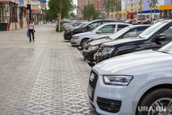 Закрытая парковка НСД. Нижневартовск., парковка, машины