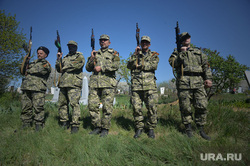 Украина. Славянск. 26.04.2014, армия, ополчение, отряд автоматчиков