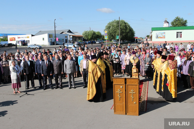 Крестный лет над Курганской областью, молебен, село частоозерье