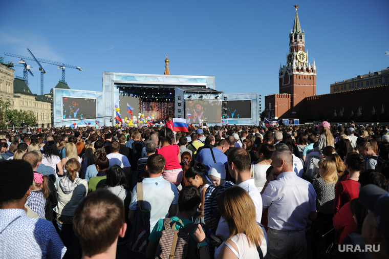 Концерт по случаю Дня России на Красной площади. Москва