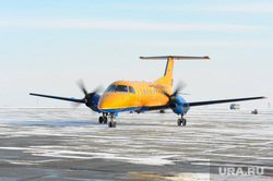 Аэропорт. Самолет. Челябинск., embraer-120