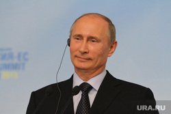 Саммит Россия-ЕС. Владимир Путин на пресс-конференции. Екатеринбург, улыбка, портрет, путин владимир