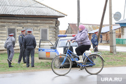 Клипарт. Челябинск, деревня, велосипед